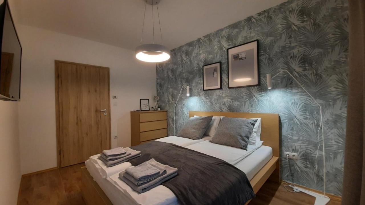 Bpr Space Grey Home With Balcony Budapest Luaran gambar