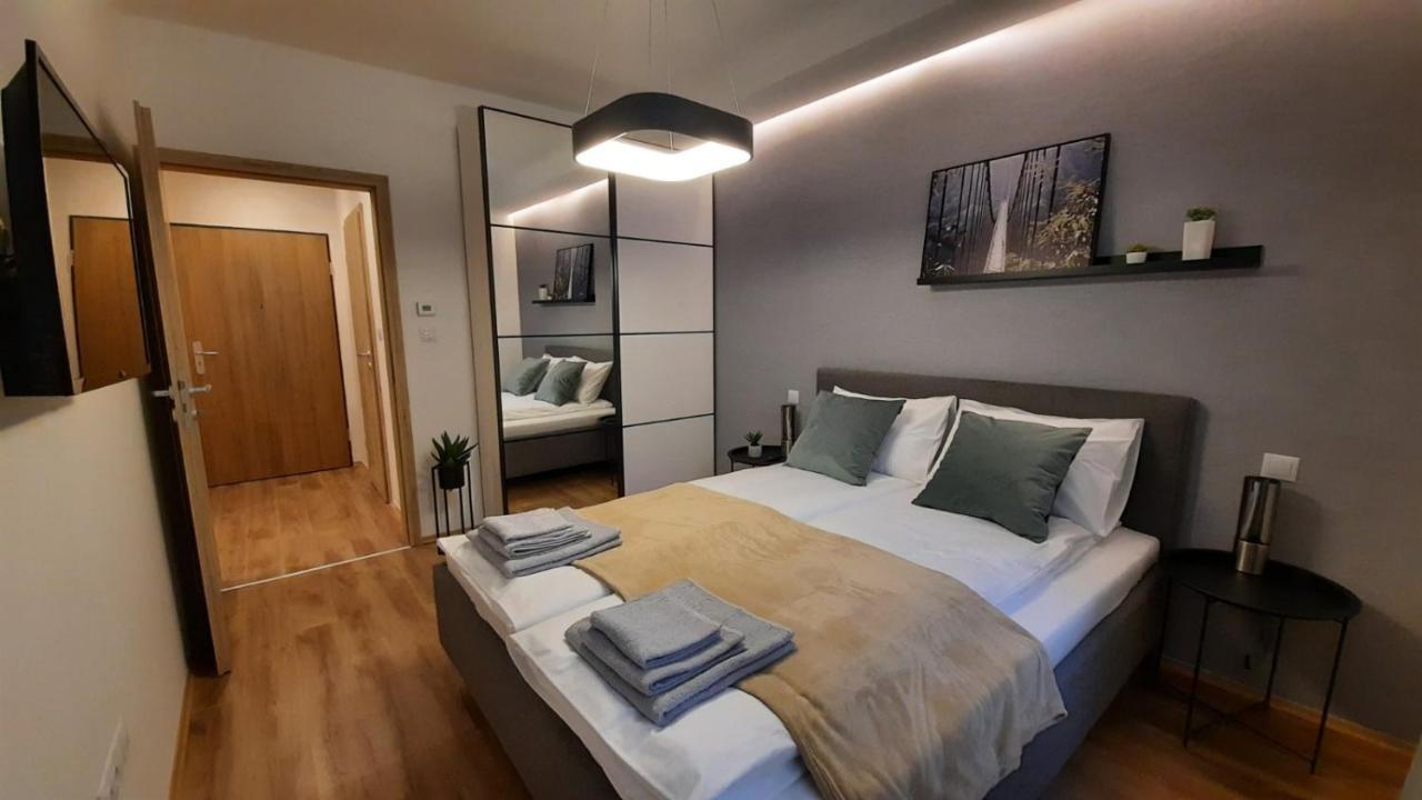 Bpr Space Grey Home With Balcony Budapest Luaran gambar