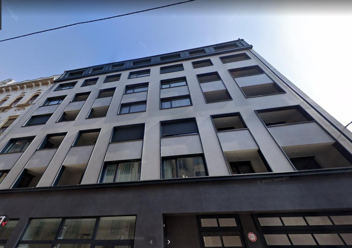 Bpr Space Grey Home With Balcony Budapest Luaran gambar